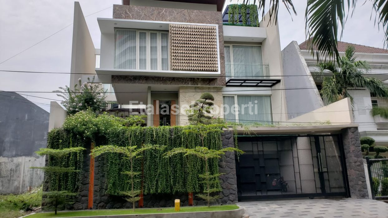 Foto properti Dijual Rumah Full Furnish Di Baruk Utara 1