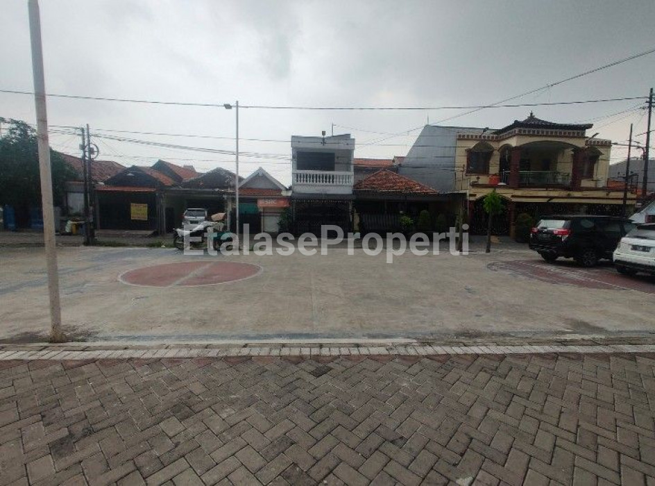 Foto properti Disewakan Rumah Baru 2 Lantai Ngagel Mulyo 3