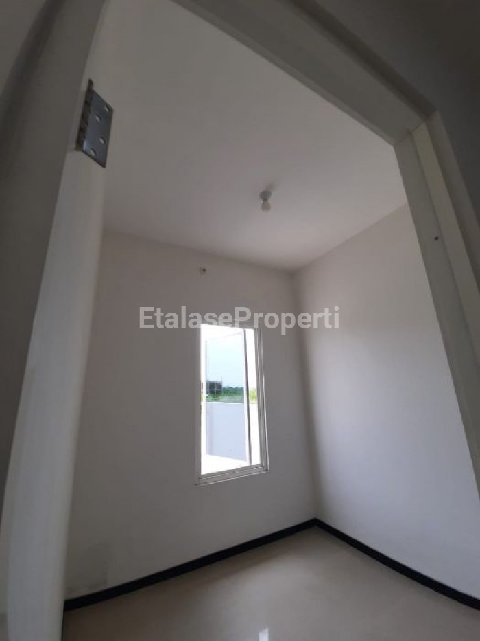 Foto properti Rumah Baru 2 Lantai Dengan Desain Modern Minimalis  SMART HOME CONCEPT Di Perumahan Gunung Anyar Modern 8