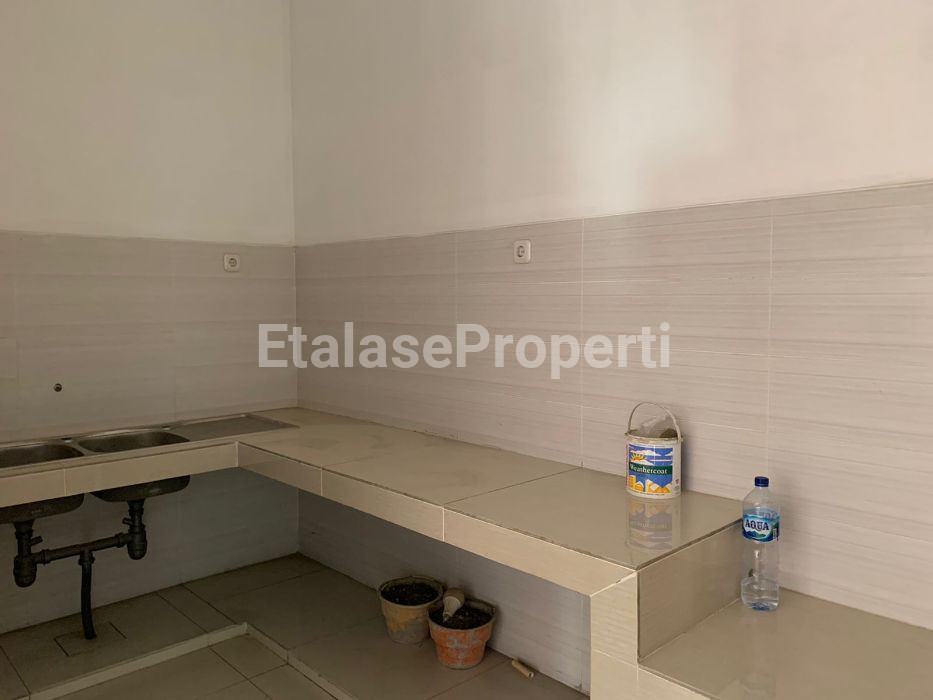 Foto properti TURUN HARGA! Jual Cepat Rumah Manyar Kartika 10