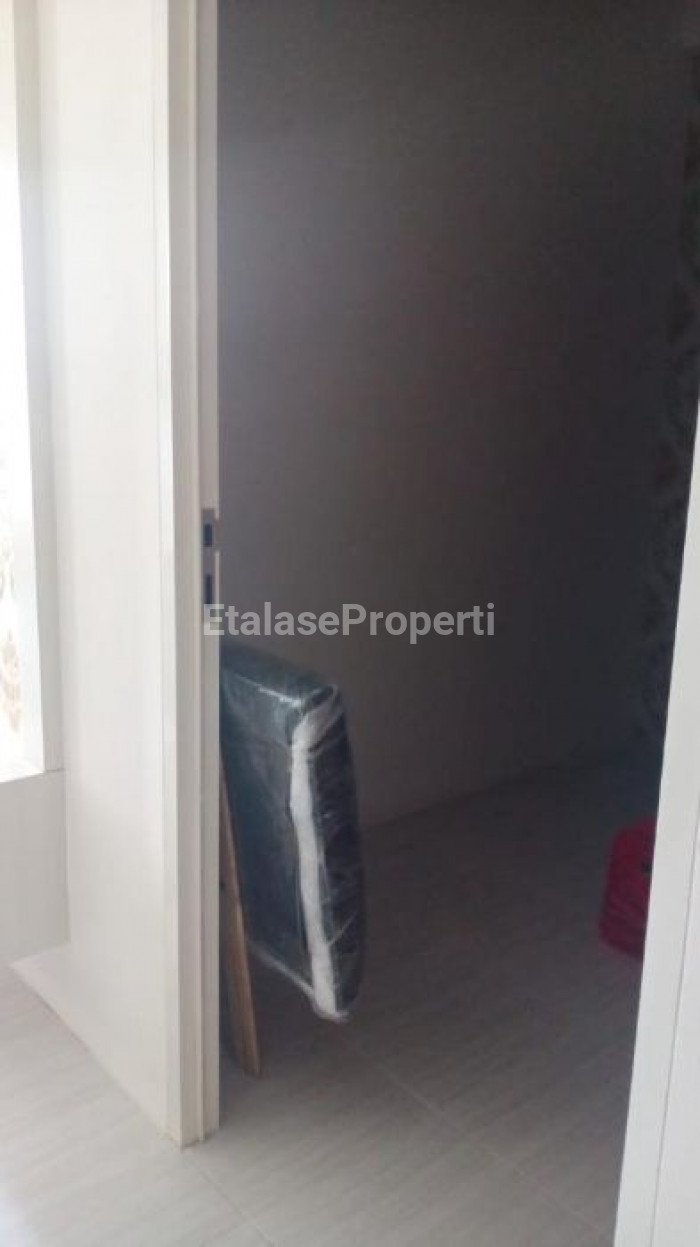 Foto properti Dijual Apartemen Puncak CBD Baru Gress Full Furnish Murah Lagi! 2