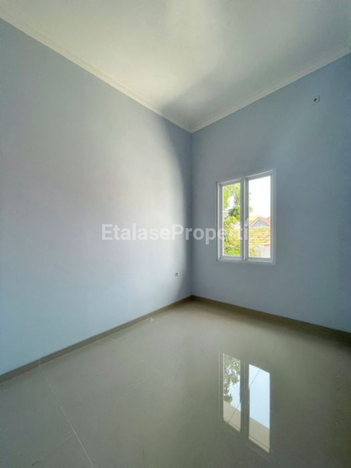 Foto properti Dijual Rumah 2 Lantai Baru Rungkut Penjaringan Asri Surabaya 6