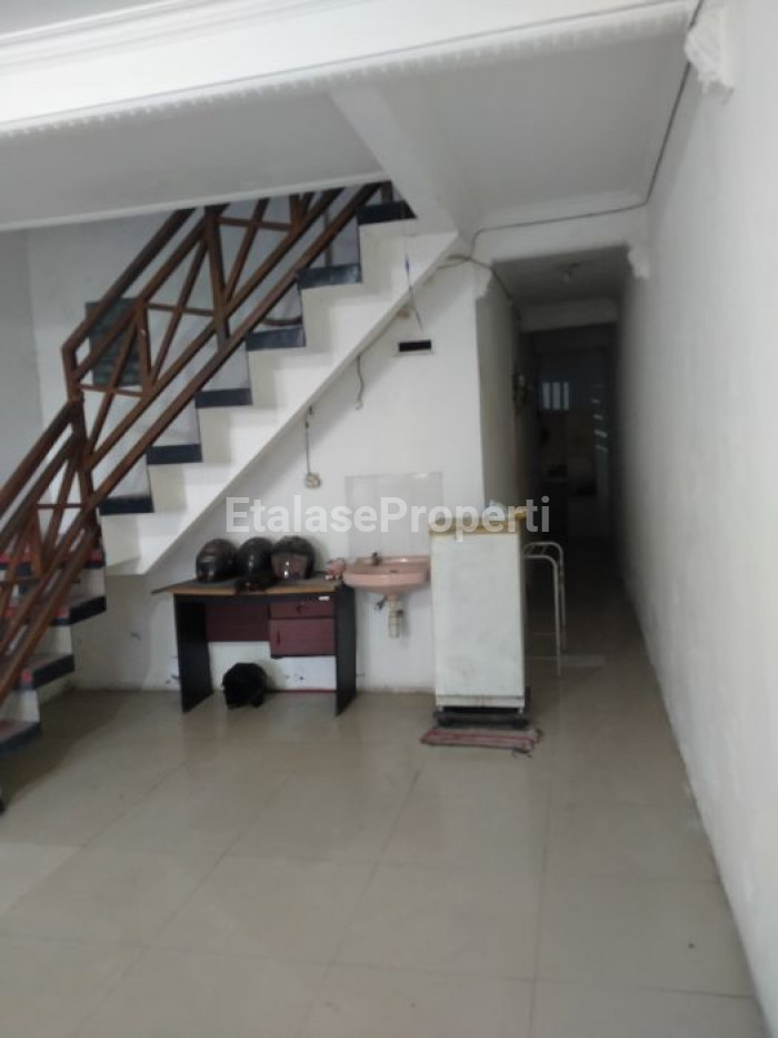 Foto properti Dijual Rumah Kos SHM 3 Lantai Di Semolowaru Surabaya Dekat MERR & Kampus 3