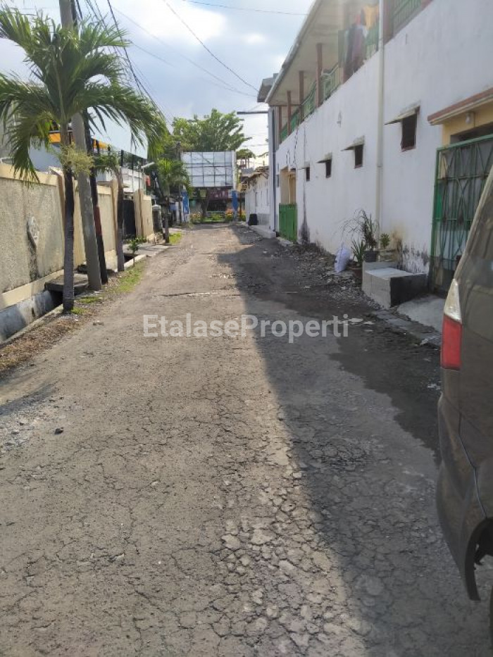 Foto properti Dijual Rumah Kos SHM 3 Lantai Di Semolowaru Surabaya Dekat MERR & Kampus 6